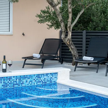 Kuca Za Odmor Avis *