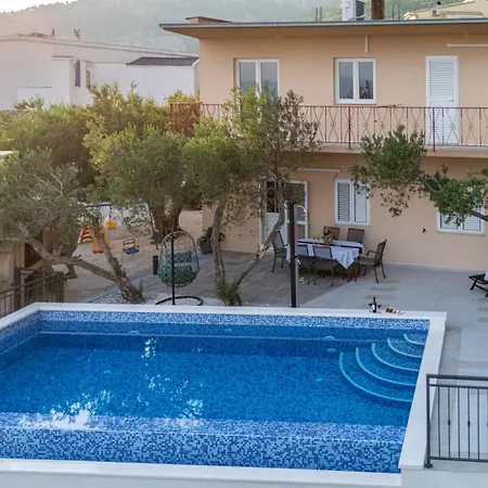 Kuca Za Odmor Avis *