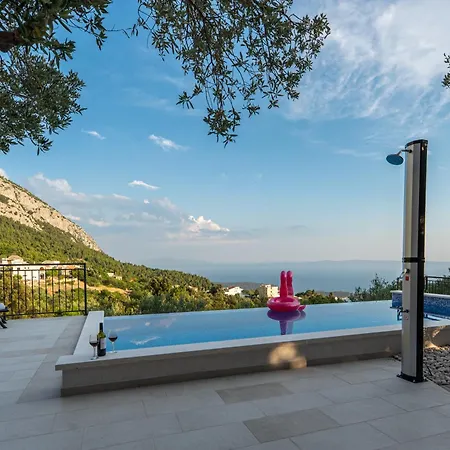 Kuca Za Odmor Avis Makarska *
