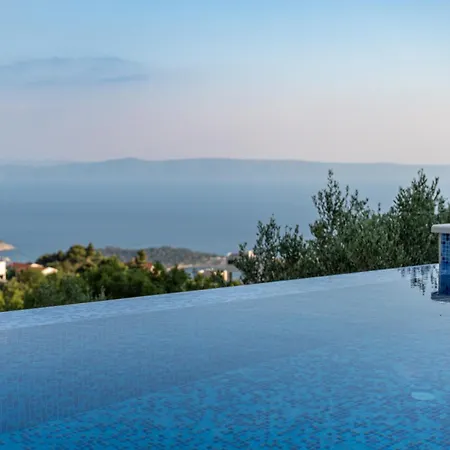 Kuca Za Odmor Avis Makarska Apartment *