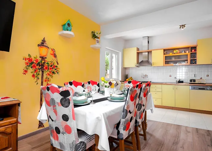 Kuca Za Odmor Avis Apartment *