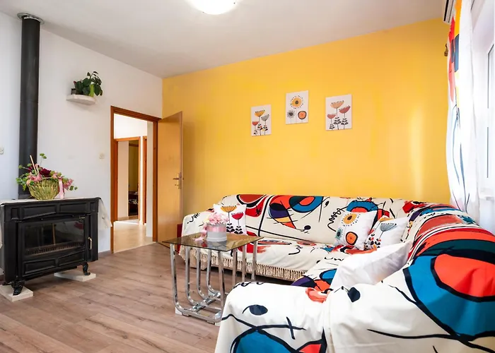 Kuca Za Odmor Avis Apartment *